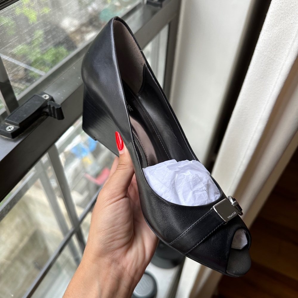 Coach heels in black size 8